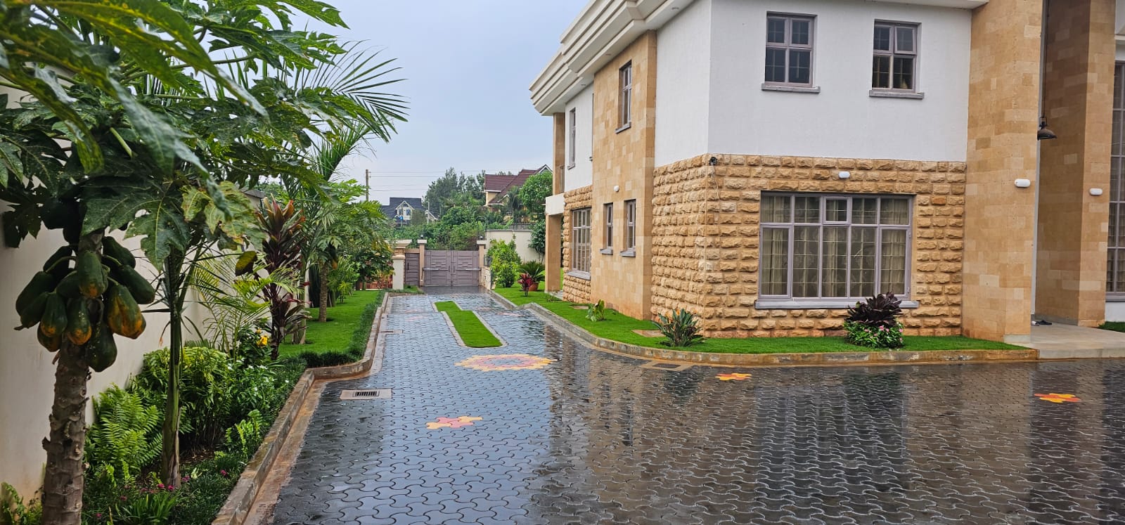 WhatsApp Image 2025-10-27 at 14.15.30 (2)