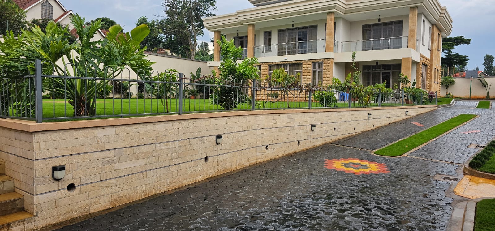 WhatsApp Image 2025-10-27 at 14.15.31 (1)